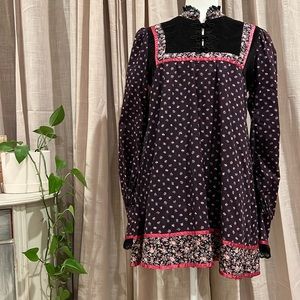 Gunne Sax Mandarin Collar good condition ..missing button, and vintage wear